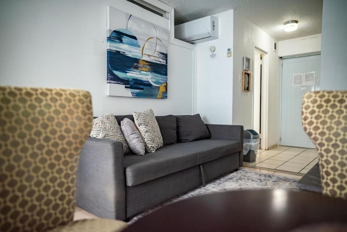 Steps From Foxwoods- Beachfront Retreat With Pools 산후안 외부 사진